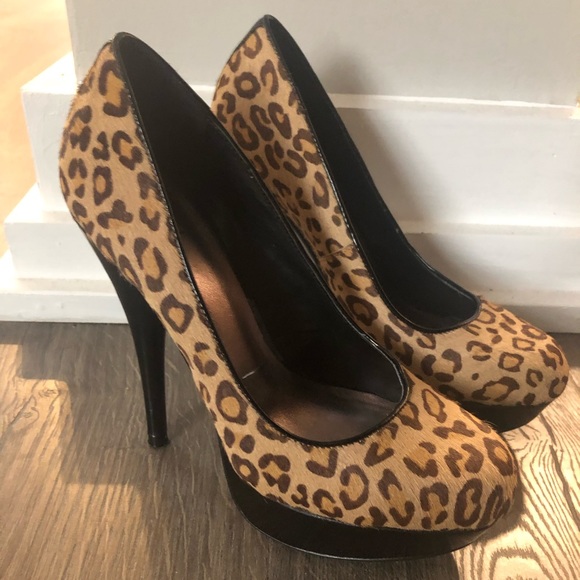 Leopard Heels 7.5 Bakers Shoes - Picture 1 of 8